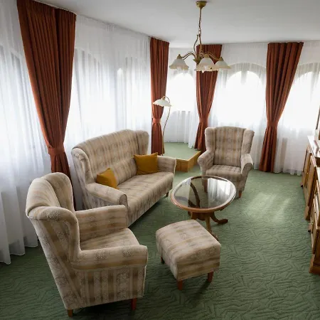 Hotell Smolenicky Zamok Smolenice