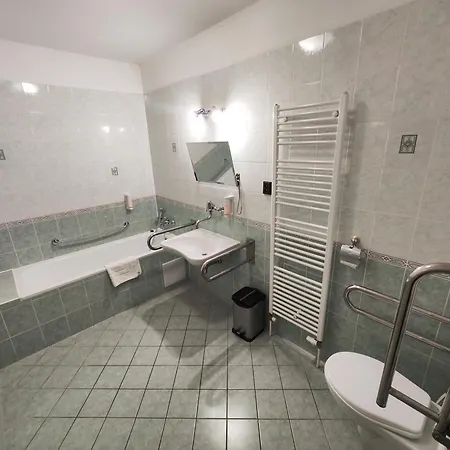 Hotell Smolenicky Zamok Smolenice