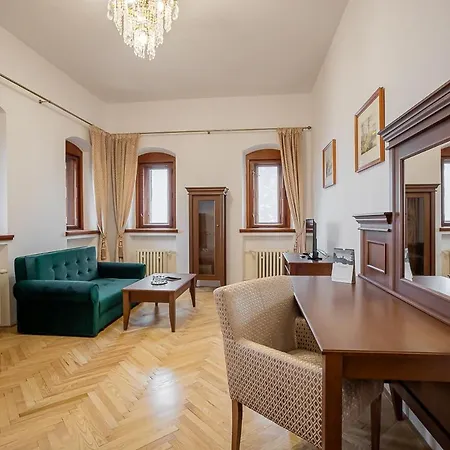 Smolenický Zámok Hotel Smolenice