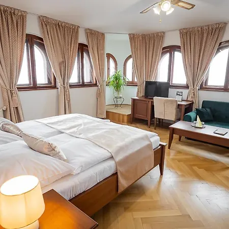 Smolenický Zámok Hotel