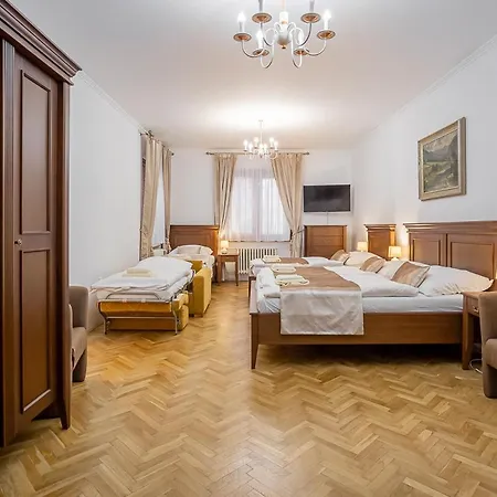 Smolenický Zámok Hotel *