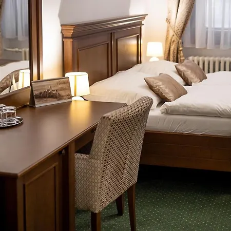Hotell Smolenicky Zamok Smolenice