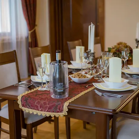 Smolenický Zámok Hotel Smolenice