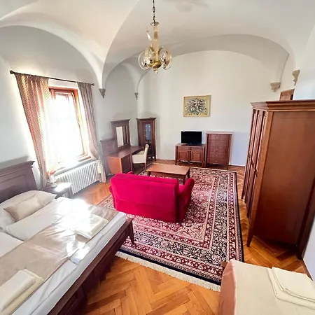 Smolenický Zámok *